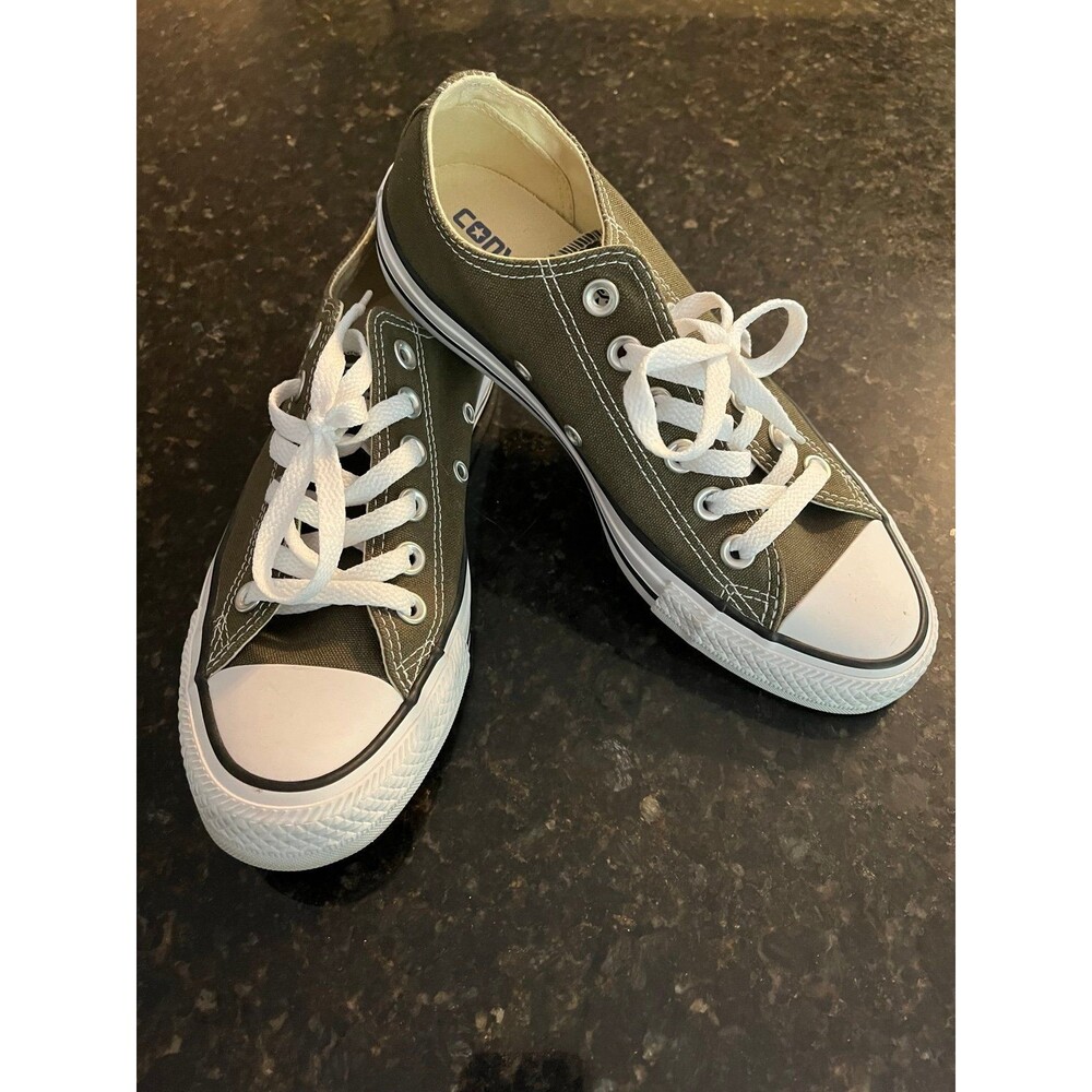 Converse All-Stars Low Top Olive / Army Green Colored M5 /W7